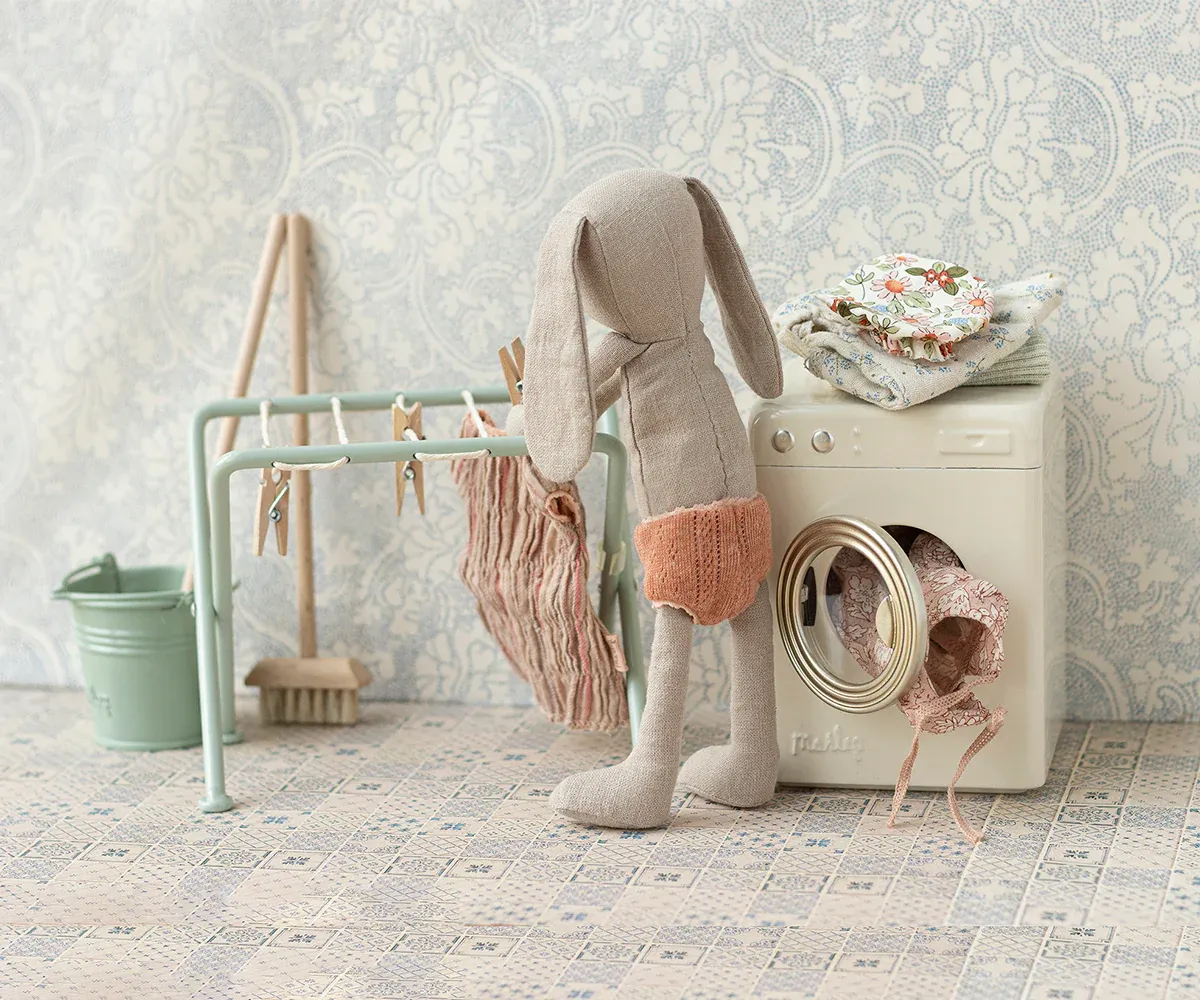 Maileg Miniature Drying Rack w. Pegs