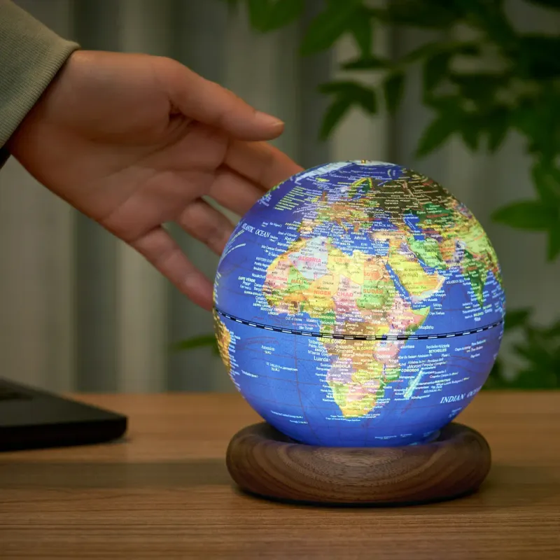 Mini Atlas Globe Light