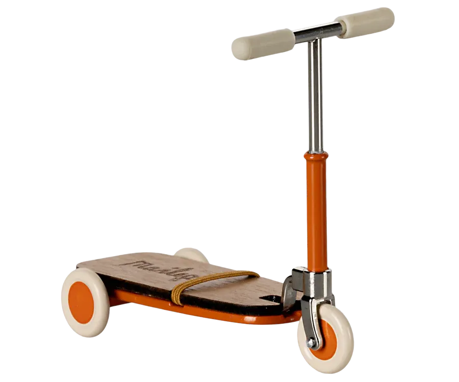 Maileg Kick board, Mouse - Orange 