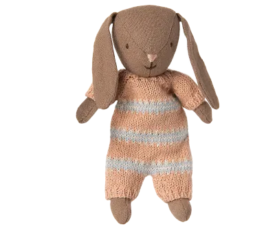 Maileg Bunny, Micro - Brown - Dusty rose knitted suit