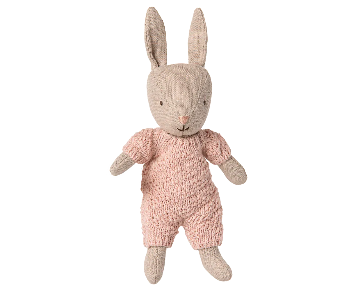 Maileg Rabbit, Micro - Sand - Rose knitted suit