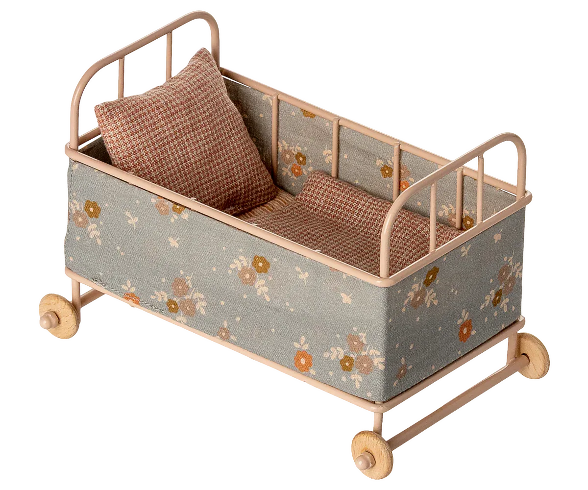 Maileg Cot bed, Micro - Powder
