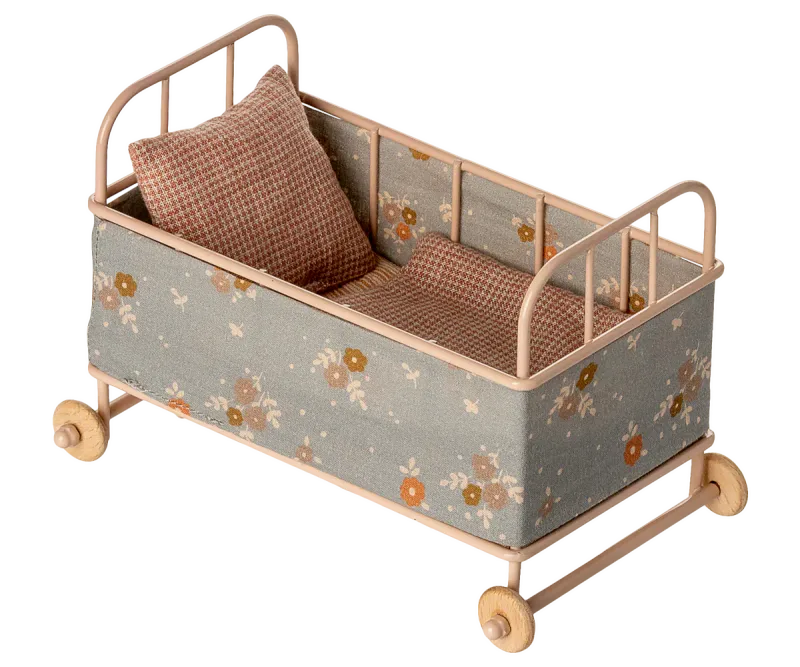 Maileg Cot bed, Micro - Powder
