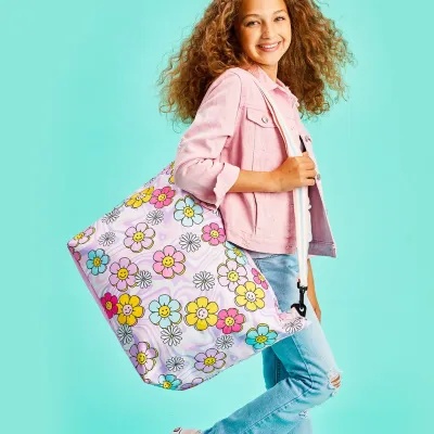 Iscream  Crazy Daisies Weekender Bag