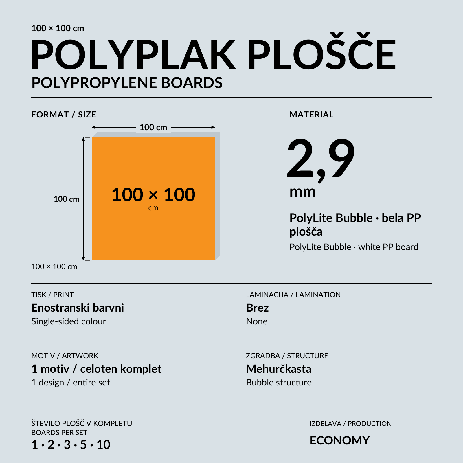 Predstavitev potiskane plošče PolyLite Bubble 100 × 100 cm ob oranžni steni.