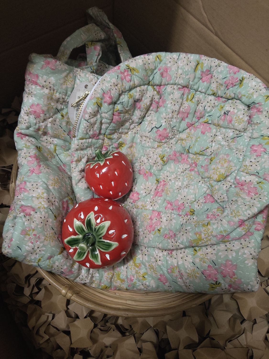 In Laursen Tasche+kleine Tasche+Erdbeeren