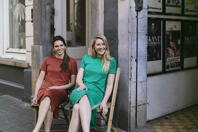 Olá Lindeza | LAST TWO in S & L - LUCCA viscose dress - spring green Olá Lindeza | LAST TWO in S & L - LUCCA viscose dress - spring green