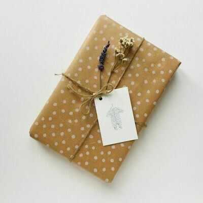 pink cloud studio | Baby Romper Mini Card (6 x 9 cm)