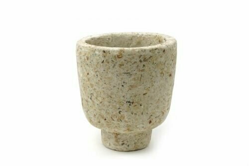 Kinta | Vase on foot cap - upcycled paper &amp; wood pulp (without plant)