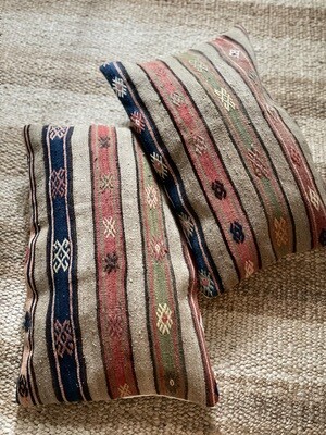 Olá Lindeza | Bahar Kilim Pillow 65 x 45cm Olá Lindeza | Bahar Kilim Pillow 65 x 45cm