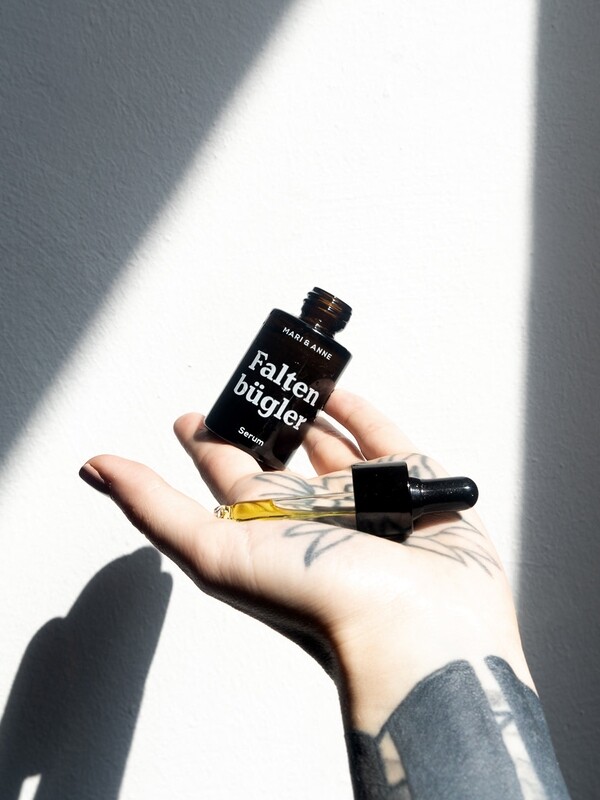 MARI & ANNE | Faltenbügler serum - available as 3 ml or 30 ml MARI & ANNE | Faltenbügler serum - available as 3 ml or 30 ml