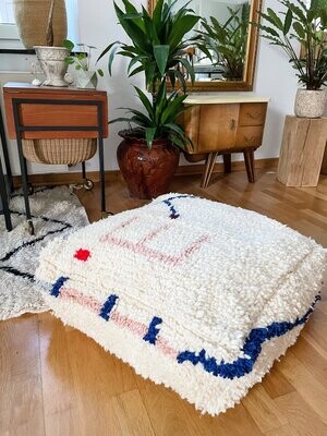 Olá Lindeza | Berber Pouf Eihaa - Floor Pillow Olá Lindeza | Berber Pouf Eihaa - Floor Pillow