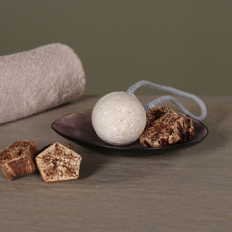 Waschkram | Solid Shower Gel - Patchouli Clove with almond oil and black clay