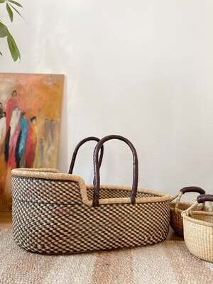 Olá Lindeza | Harmonious Woven Baby Moses Basket (with or without mattress)