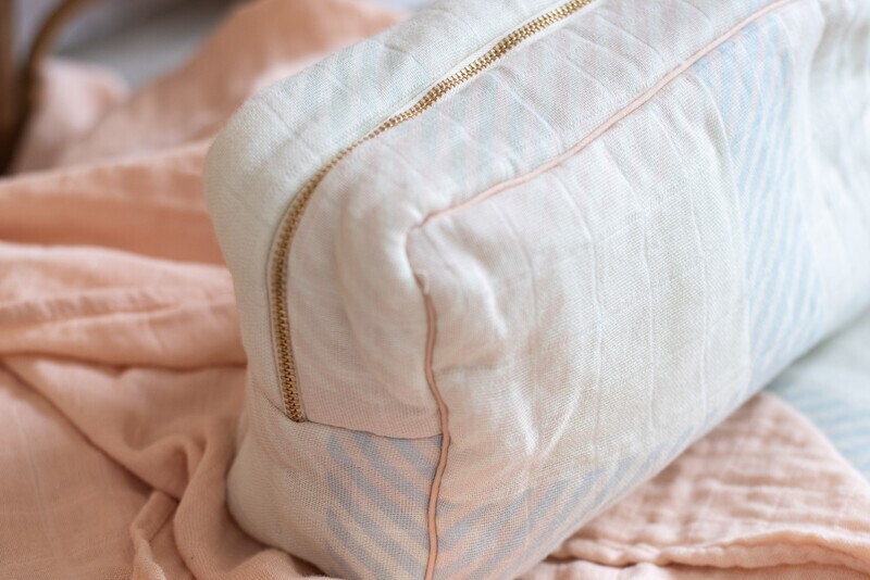 Coco & Pine | Toilet bag - organic cotton muslin check multicolor Coco & Pine | Toilet bag - organic cotton muslin check multicolor