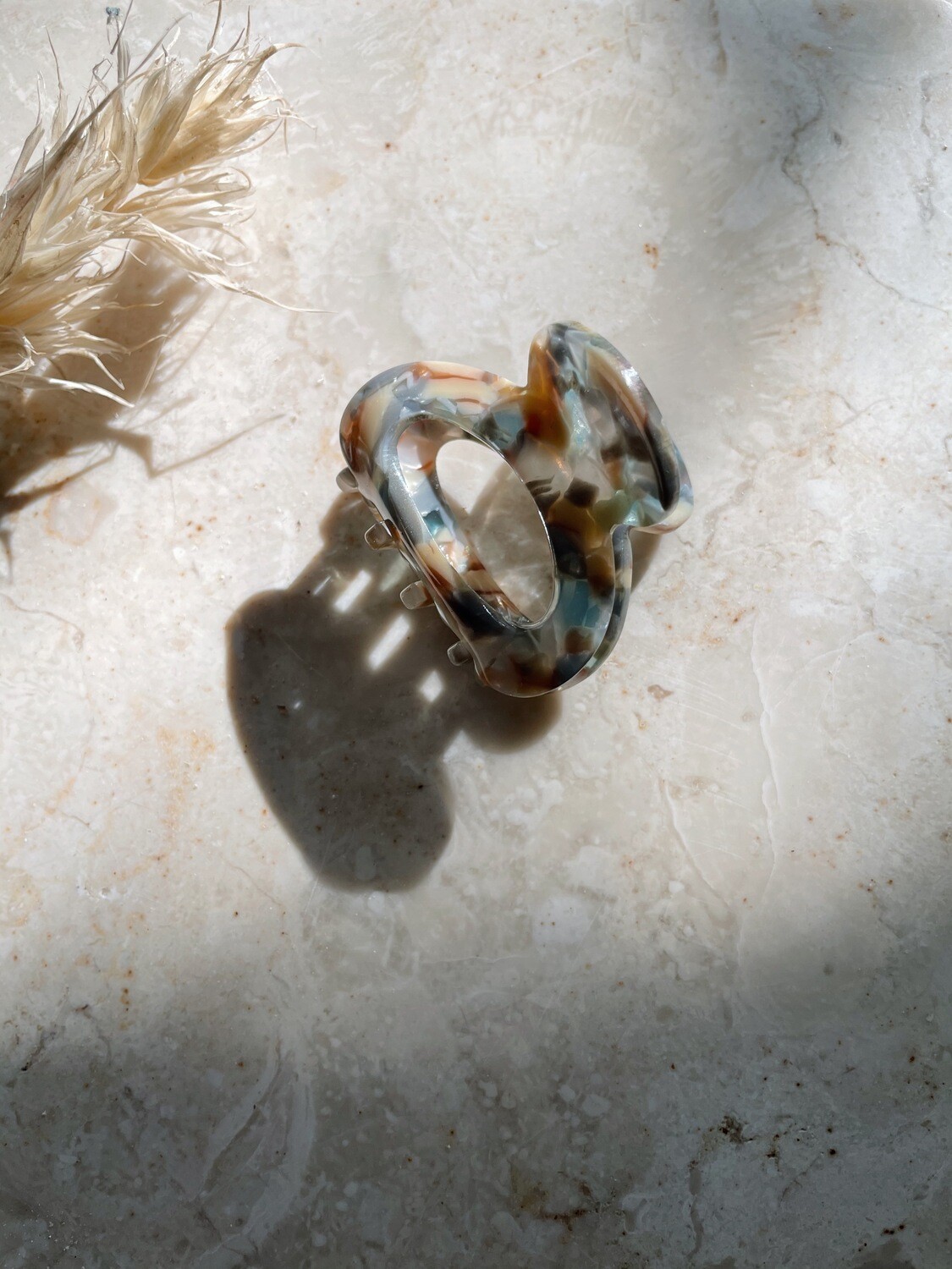 Hair clip claw 4,5cm - Sand blue white terra tortoise