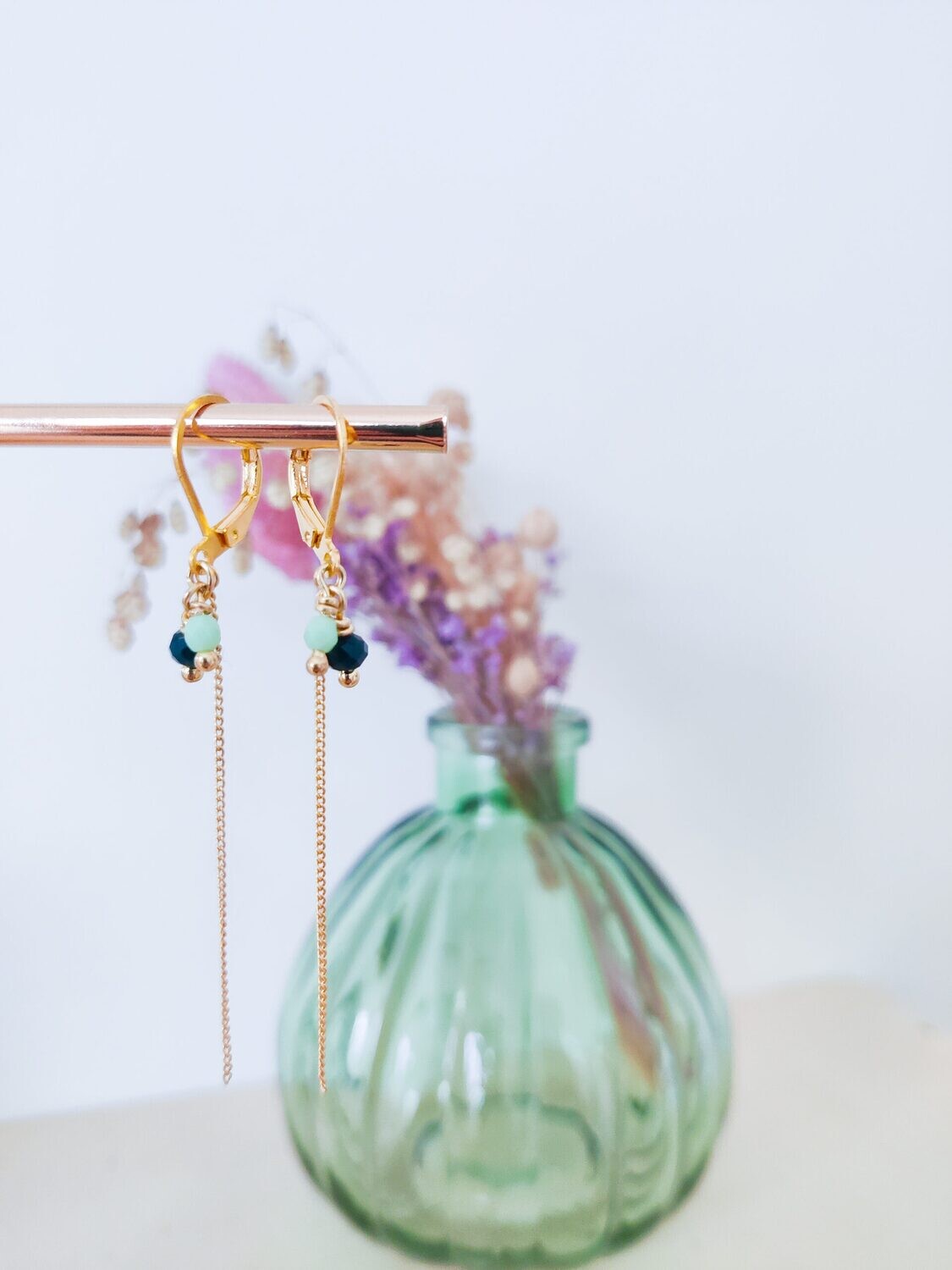 Isa & Roza | Gold earrings with little mint and blue stones