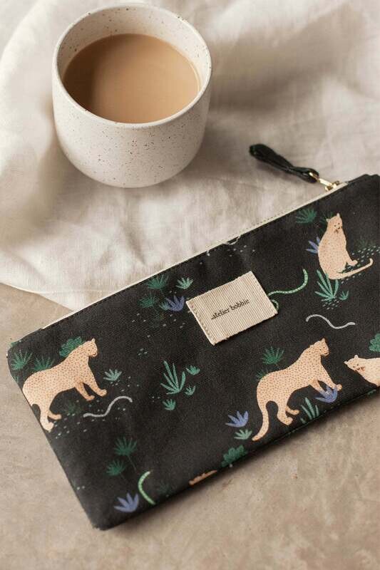 Atelier Bobbie | Noah jungle - Small Pouch 25 x 11cm - 100% cotton made in Portugal