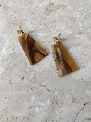 Olá Lindeza | Gold Caramel Tortoise Earrings