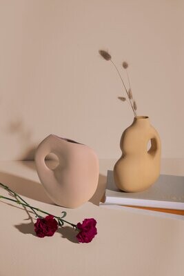 Schneid | Ceramic Vase - Blush - Handmade in Lübeck Germany Schneid | Ceramic Vase - Blush - Handmade in Lübeck Germany