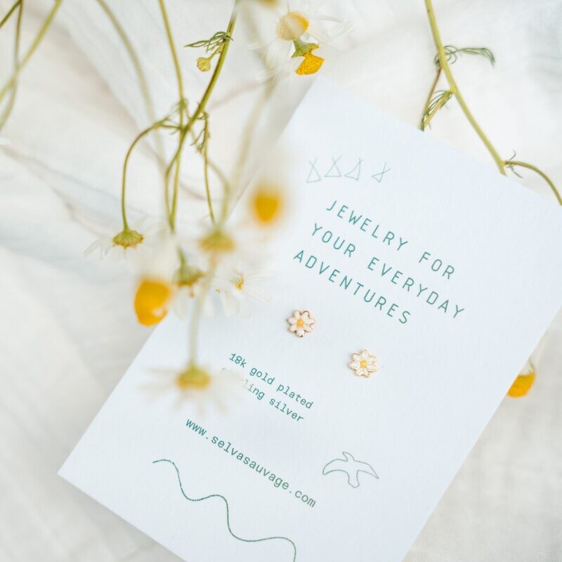 Selva Sauvage | Golden Daisy Earstuds - 18k gold-plated Sterling Silver (a pair or a single)