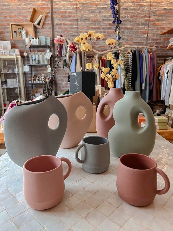Schneid | Ceramic Vase - Sage green - Handmade in Lübeck Germany Schneid | Ceramic Vase - Sage green - Handmade in Lübeck Germany