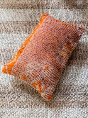 Olá Lindeza | Boujad Berber pillow Amberglow - natural wool lavender blue and orange - 60 x 40 cm