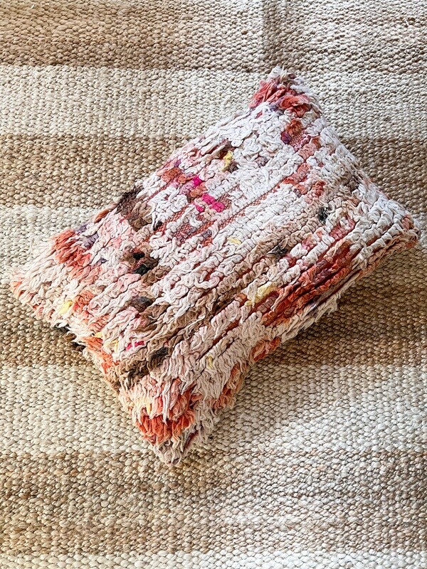 Olá Lindeza | Flatweave Berber pillow 60 x 40 cm - natural cotton and wool - white brown and orange