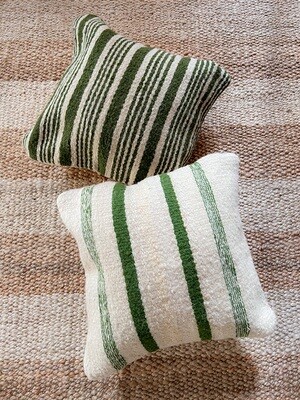 Olá Lindeza | Flatweave pillow with olive green stripes - 45 x 45 cm - natural wool