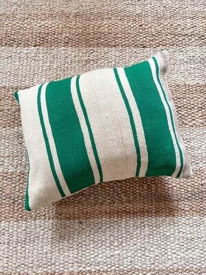 Olá Lindeza | Flatweave pillow with emerald green stripes 40 x 45 cm - natural wool - Double-sided/reversible