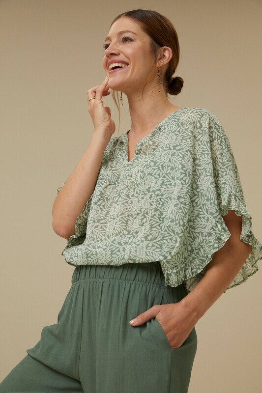 By-Bar | LAST ONE in M - Ruffle Udaipur Blouse oversized fit - cotton - sage green and ecru By-Bar | LAST ONE in M - Ruffle Udaipur Blouse oversized fit - cotton - sage green and ecru