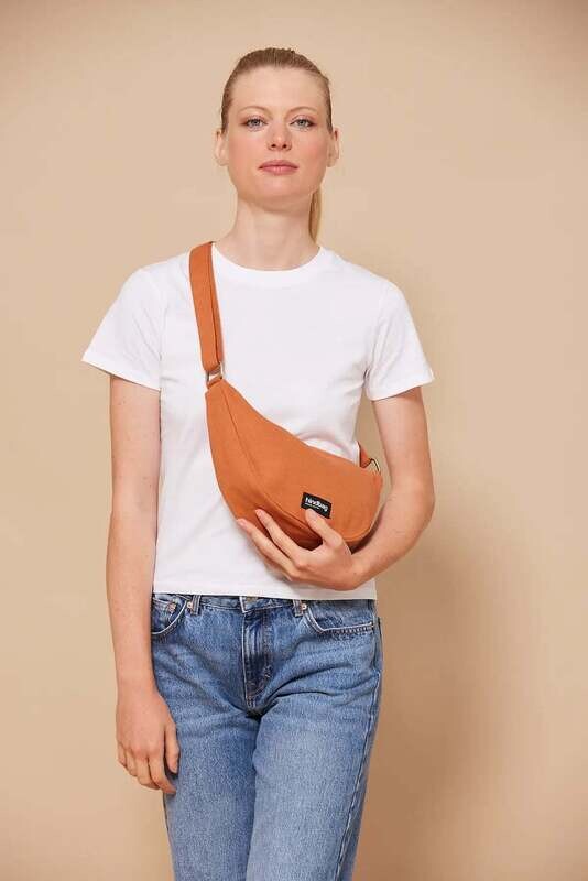 Hindbag | Half-moon bag sienna orange - GOTS certified organic cotton - designed in Paris, France