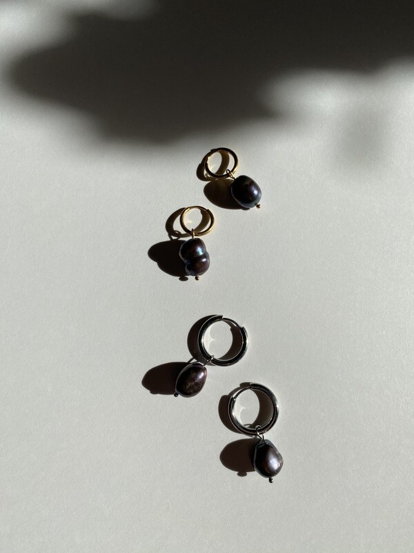 evankrumah | Silver hoops with Tahiti pearls - stainless steel - upcycled &amp; handmade in Cologne