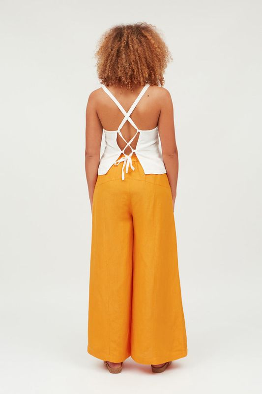 Suite13 | Meta top crossed back - white linen & viscose Suite13 | Meta top crossed back - white linen & viscose