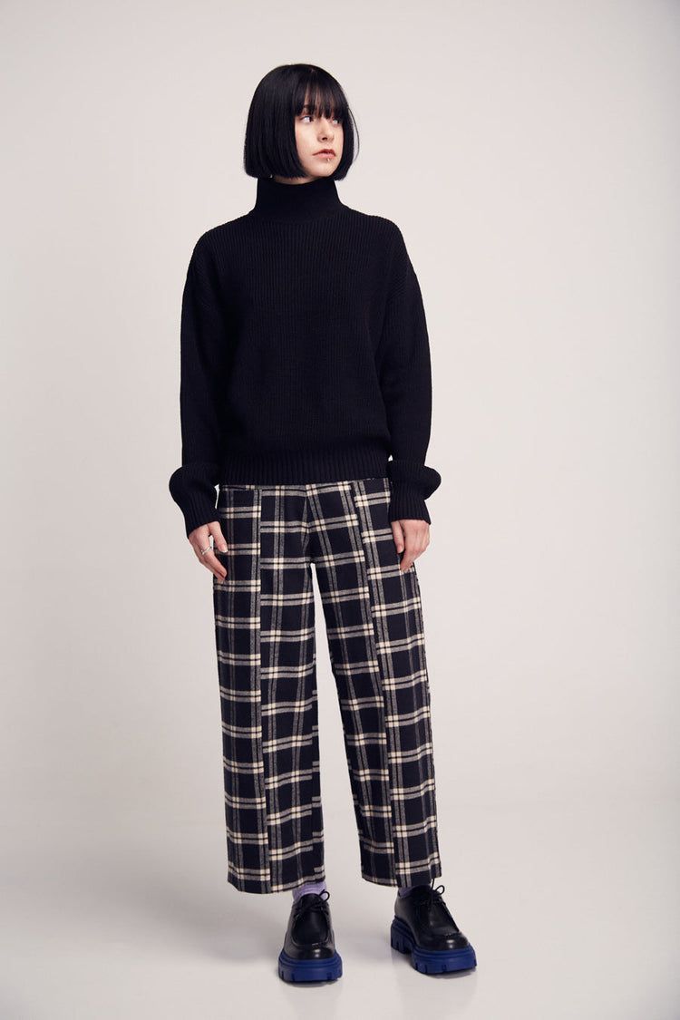 Suite13 | LAST ONE in L - Shira knit jumper black - 100% organic cotton