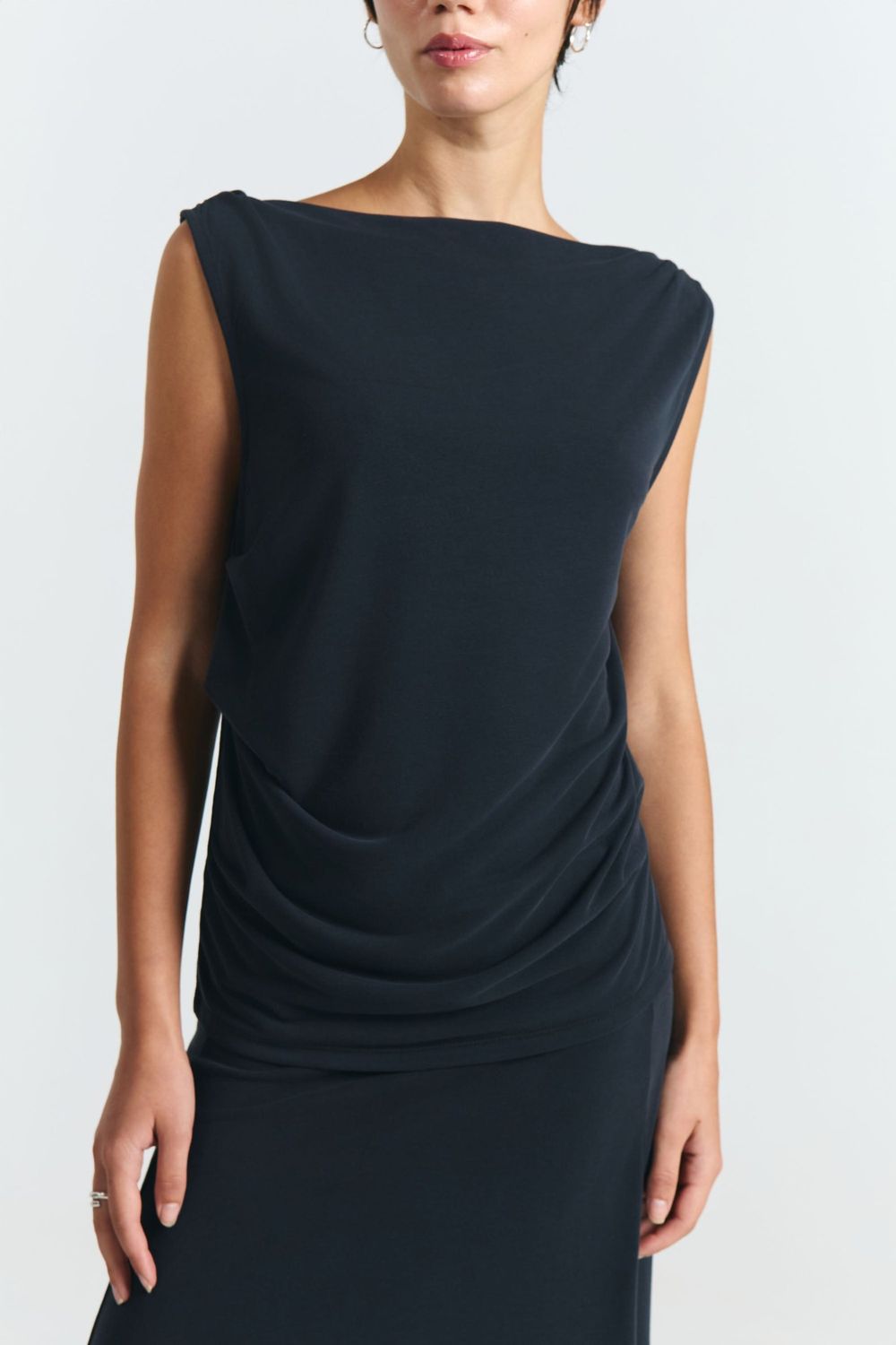 Suite13 | Ciro draped top black reversible - tencel modal