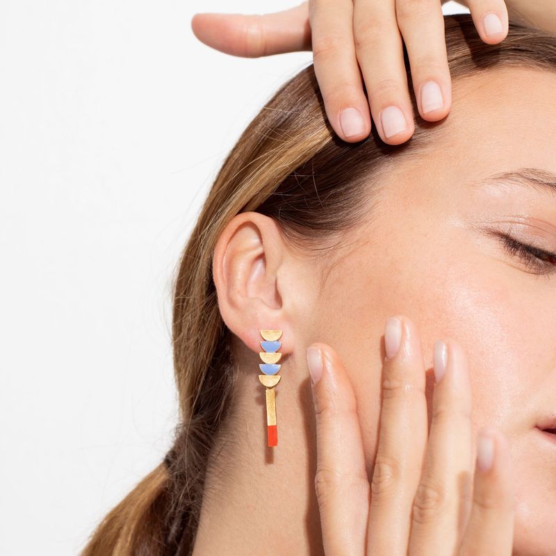 Joidart | Red and blue long earrings Somni 4,3cm - 24k matte gold metal - made in Barcelona