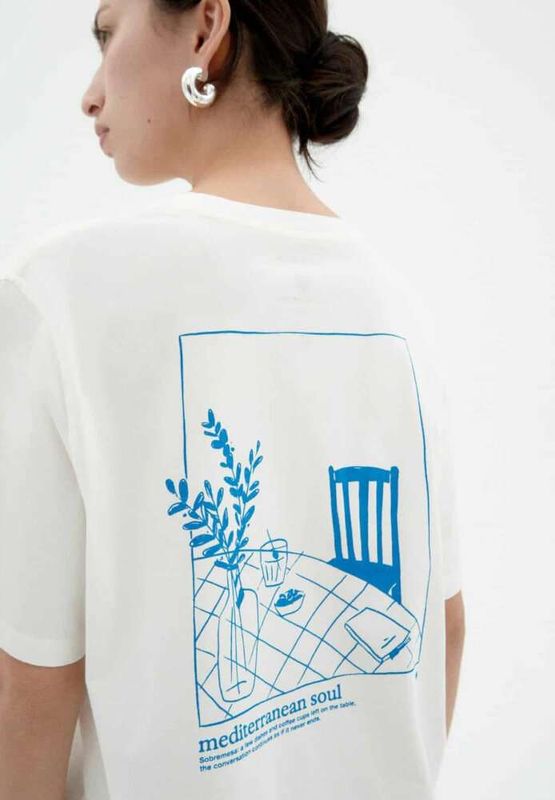 Thinking Mu | LAST ONE in L - Sobremesa Lucia t-shirt - 100% Thinking Mu | LAST ONE in L - Sobremesa Lucia t-shirt - 100%