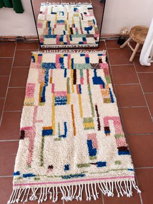 Pillows, plaids &amp; rugs