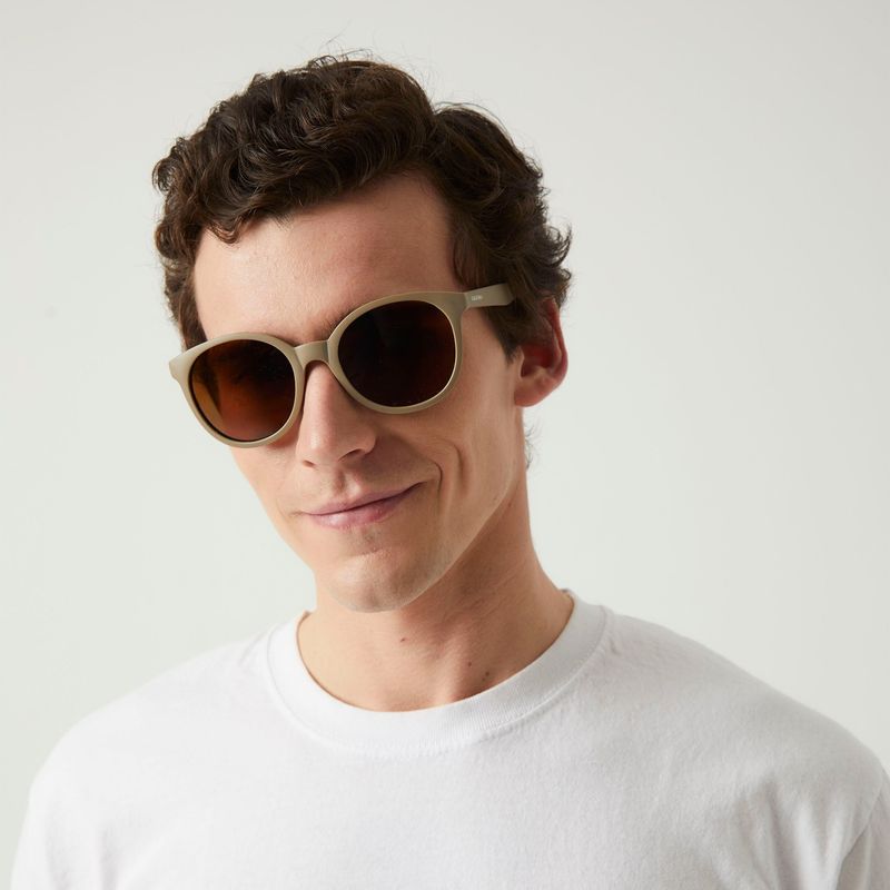 Parafina | Via matte camel polarized sunglasses UV400 - 100% recycled tire rubber Parafina | Via matte camel polarized sunglasses UV400 - 100% recycled tire rubber