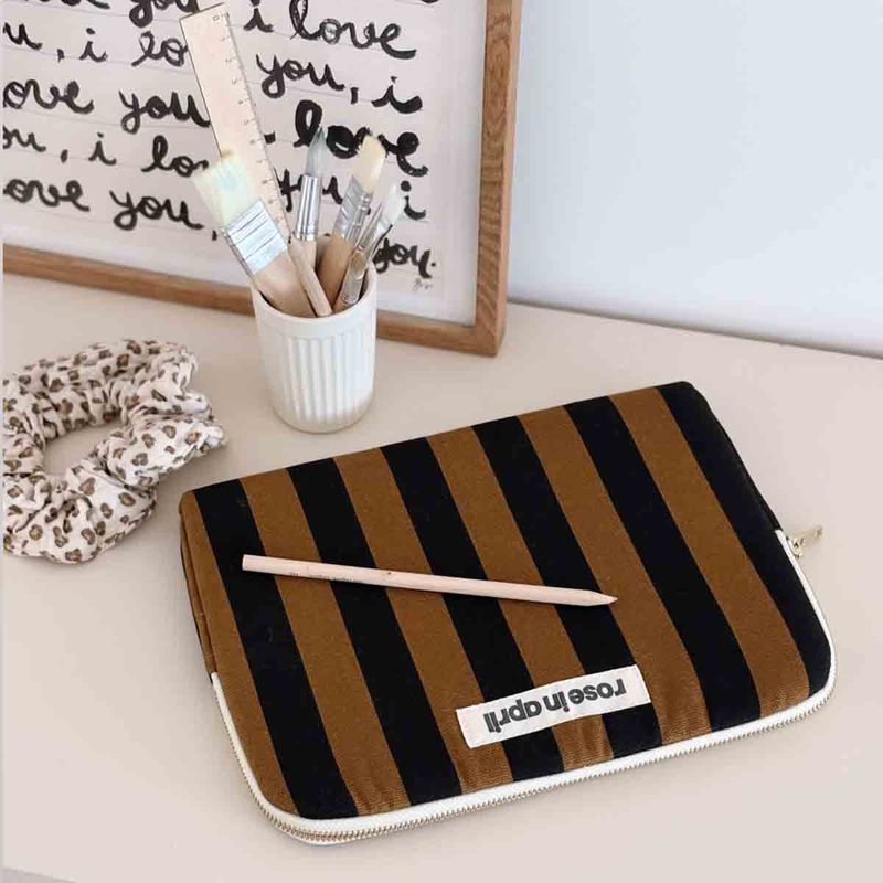 Rose in April | iPad sleeve 20 x 28cm - Stripes black cumin - made in Portugal