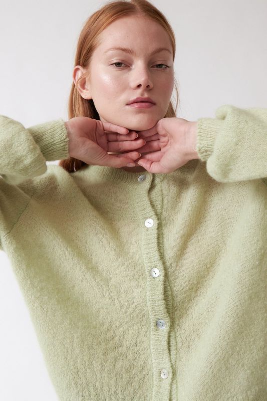amt. Studio | LAST ONE in M - Galeta cardigan apple green - alpaca &amp; merino wool - made in Barcelona Spain