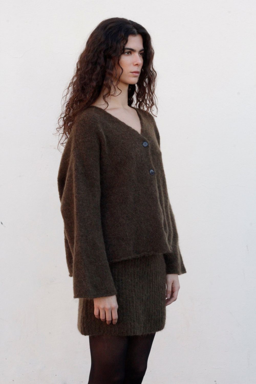 Black to grey | Violon cardigan dark moss green - alpaca wool mix - made in Barcelona