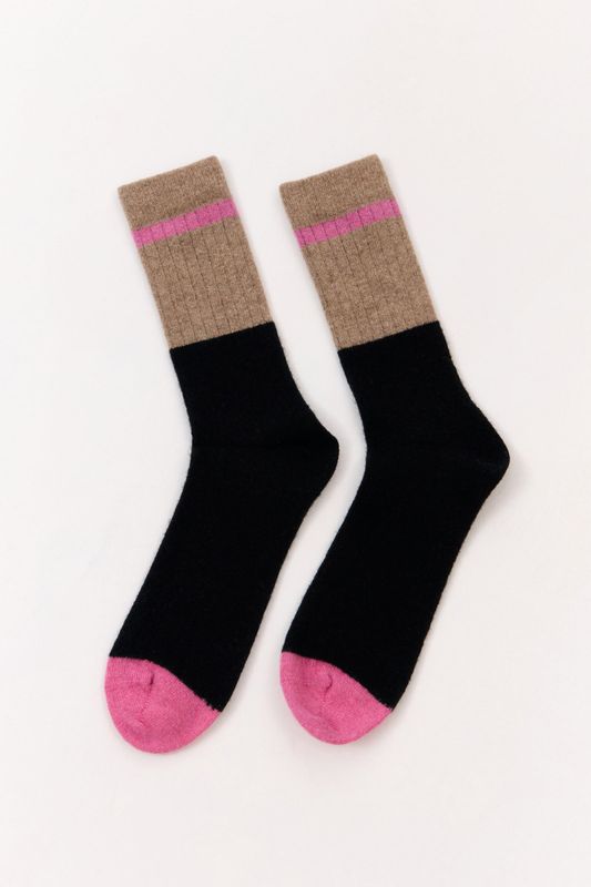 Suite 13 | Merino wool socks pop of pink - available in different colors - made in Spain