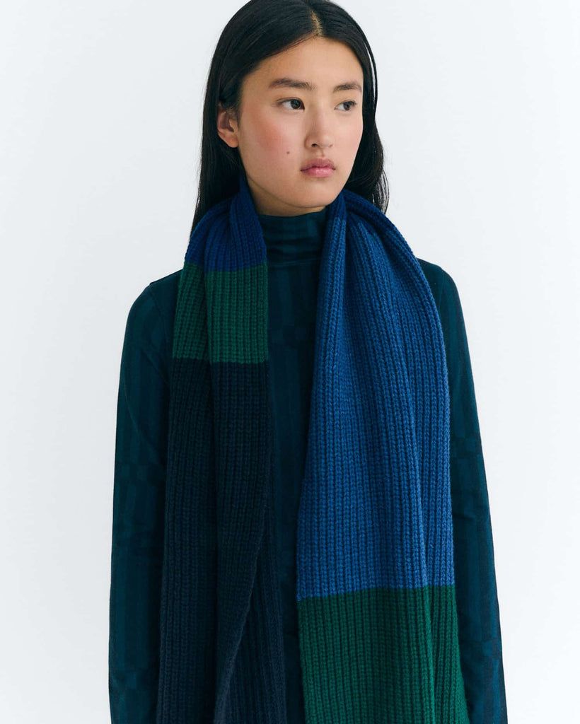 Thinking Mu | Ghede wool scarf unisex - blue and green - 100% wool made in Spain