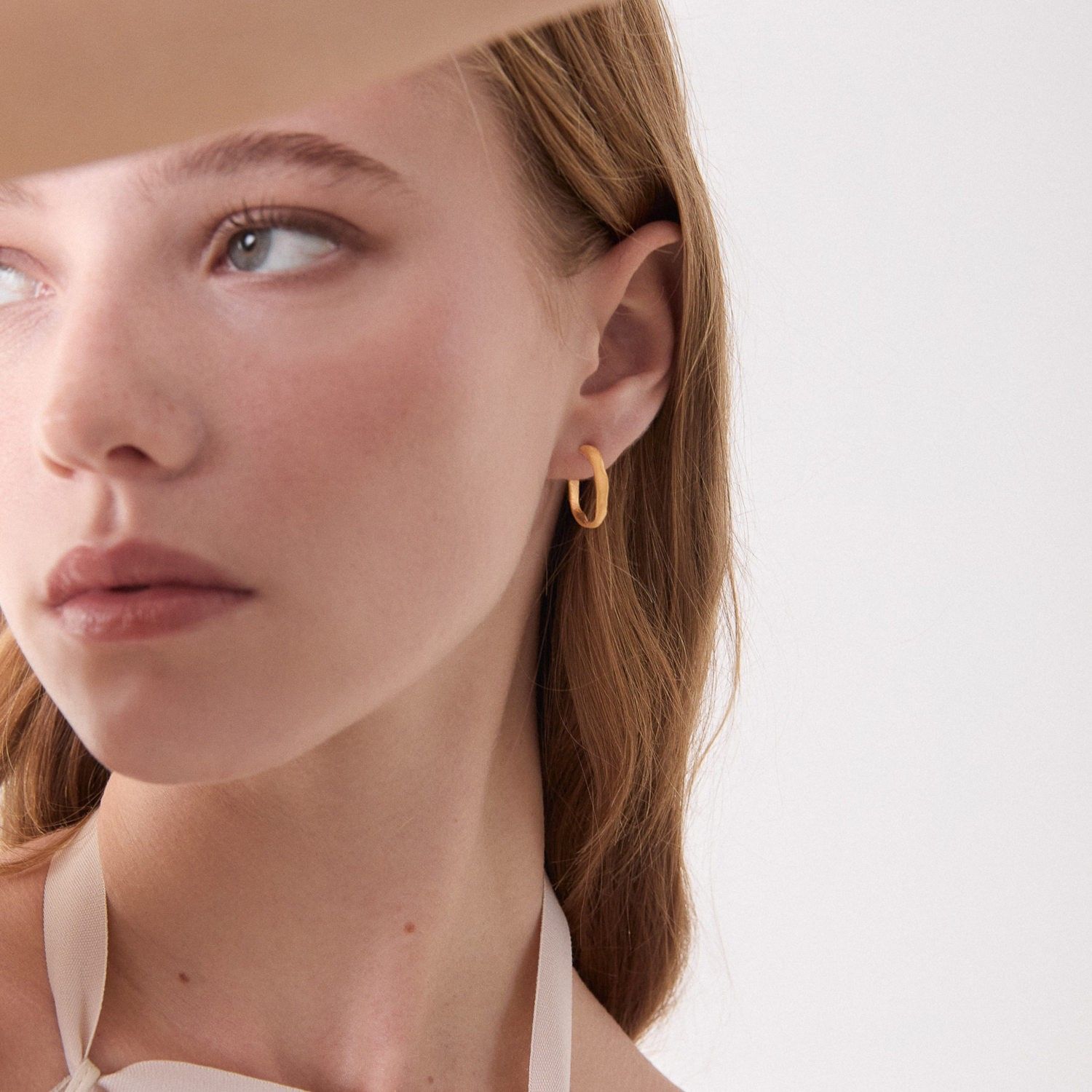 Joidart | Golden hoops Estergold small 1,5 cm - 24k matte gold metal - made in Barcelona