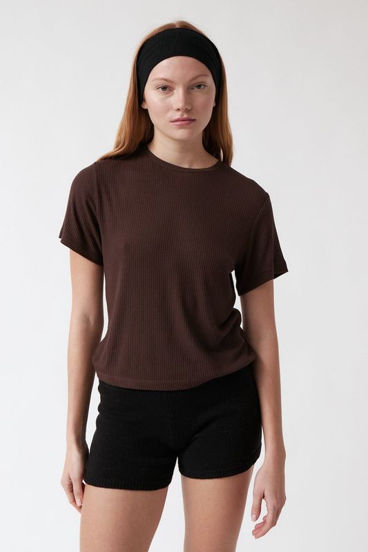 amt. Studio | LAST ONE in S - Lula rib knit T-Shirt dark brown - Modal - made in Spain