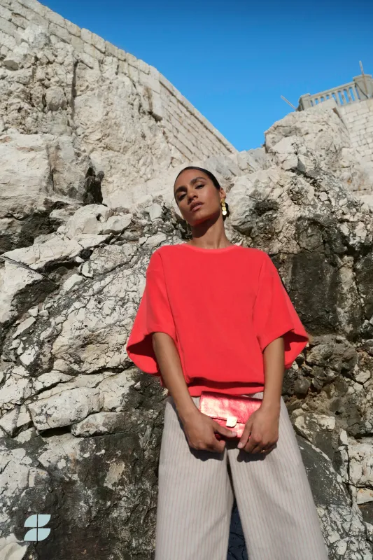 By-Bar | LAST TWO in XS &amp; M - Nuki slub top lollipop red - organic cotton - made in Portugal