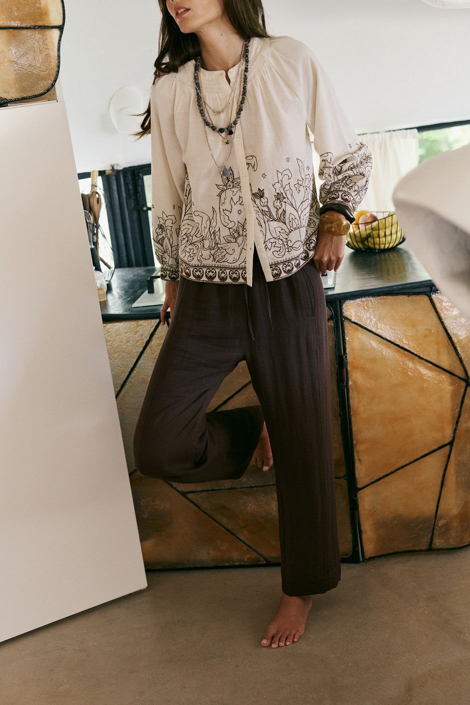 Indi &amp; Cold | Flowy pants with drawstring chocolate brown - cotton woven