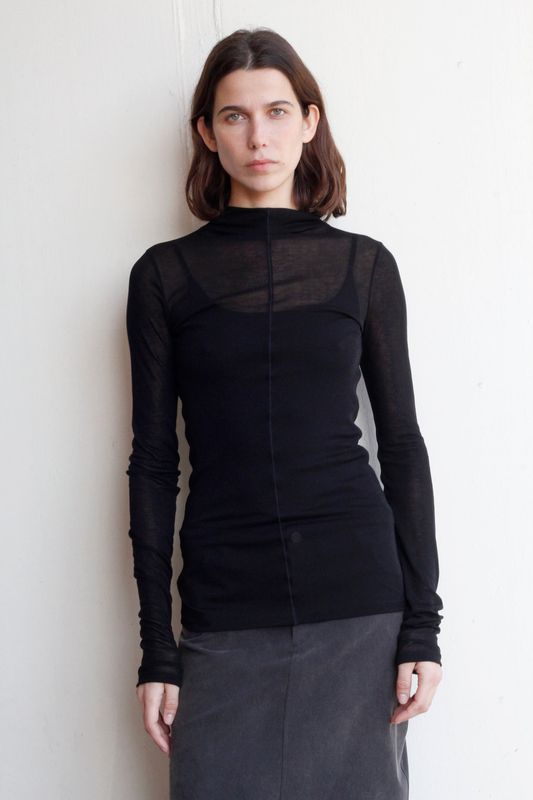 black to grey | Licht sheer top black - 100% tencel knit - made in Spain